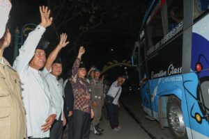 Kloter 2 Jamaah Haji Provinsi Banten Diberangkatkan