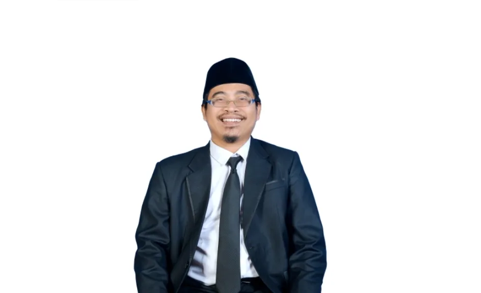 Seminar Sinergi Masjid Kampus dan Pesantren di FKIP UNTIRTA menampilkan Dr. Fadlullah Ketua Bidang Kajian Budaya AMKI.