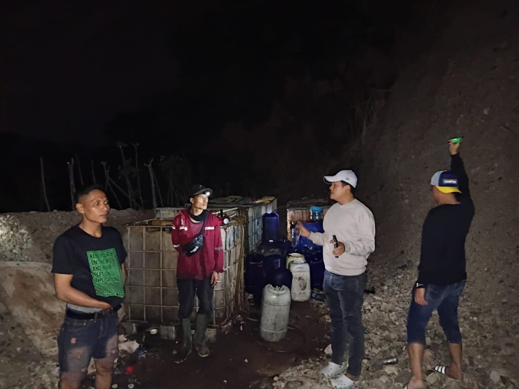 Polda Banten mengungkap kasus dugaan penyalahgunaan solar subsidi di Kabupaten Serang