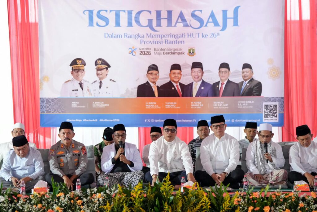 Istighasah HUT Banten di DPRD Banten mendoakan jurnalis yang hilang di Selat Sunda