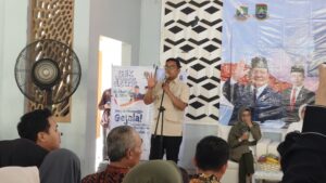 Andra Soni menghadiri Cek Kesehatan Gratis di Cilegon